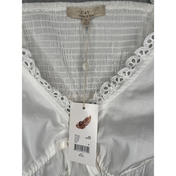Chelsea & Violet women's white eyelet blouse short sleeve crop top v-neck M NWT - Picture 4 of 15
